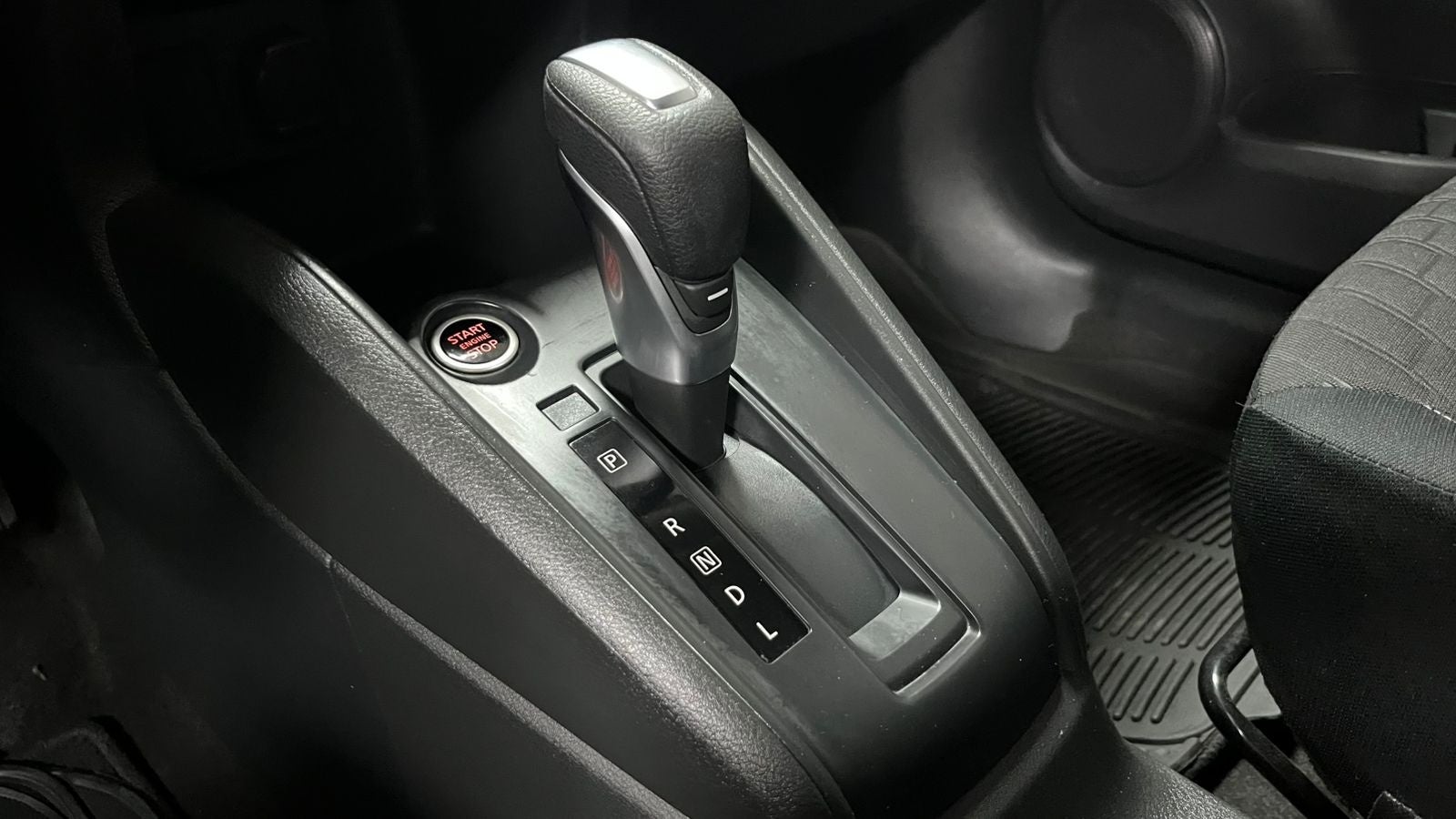 2025 Nissan KICKS 5P PLAY ADVANCE L41.6 AUT