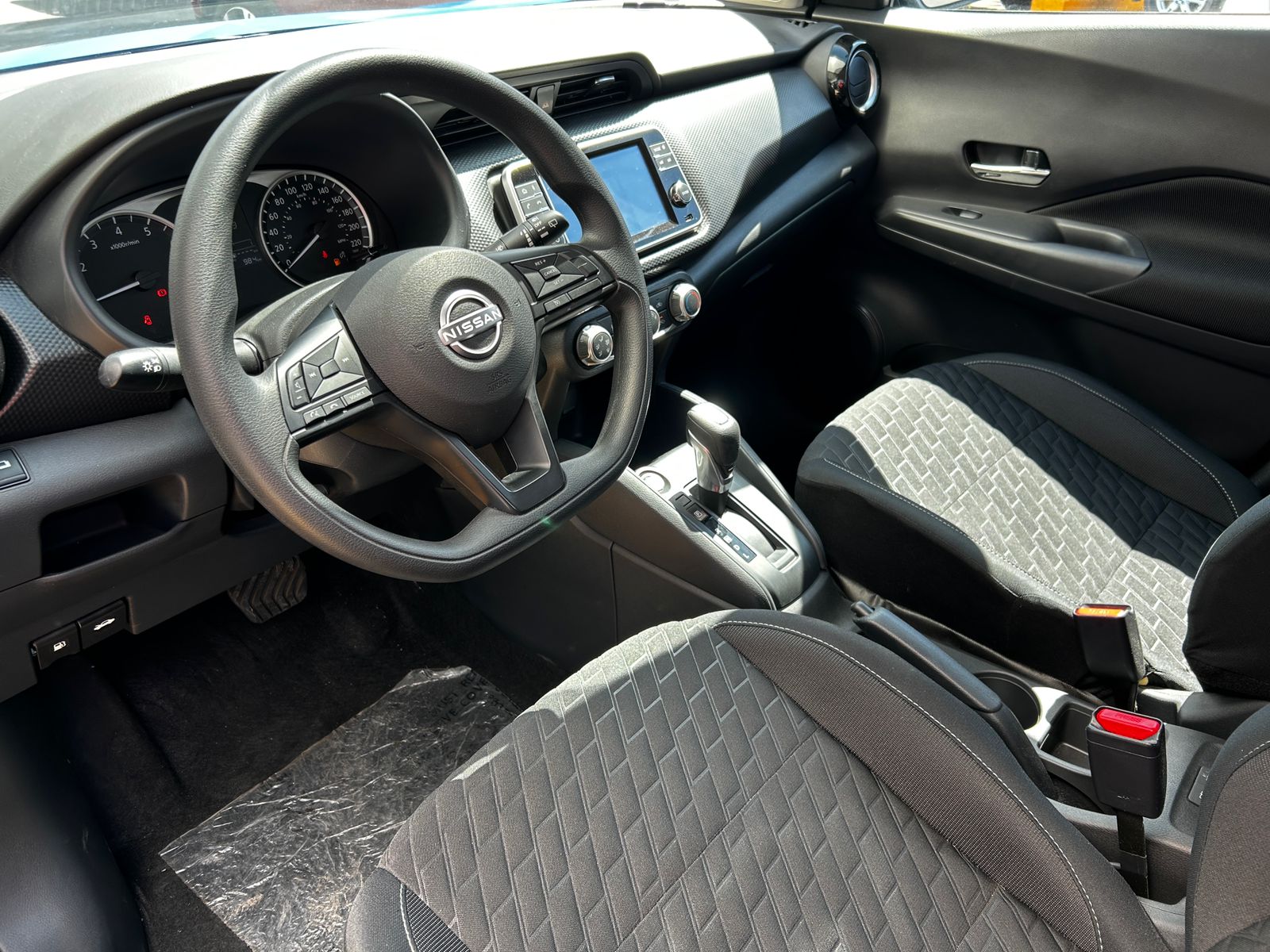 2025 Nissan KICKS 5P PLAY ADVANCE L41.6 AUT