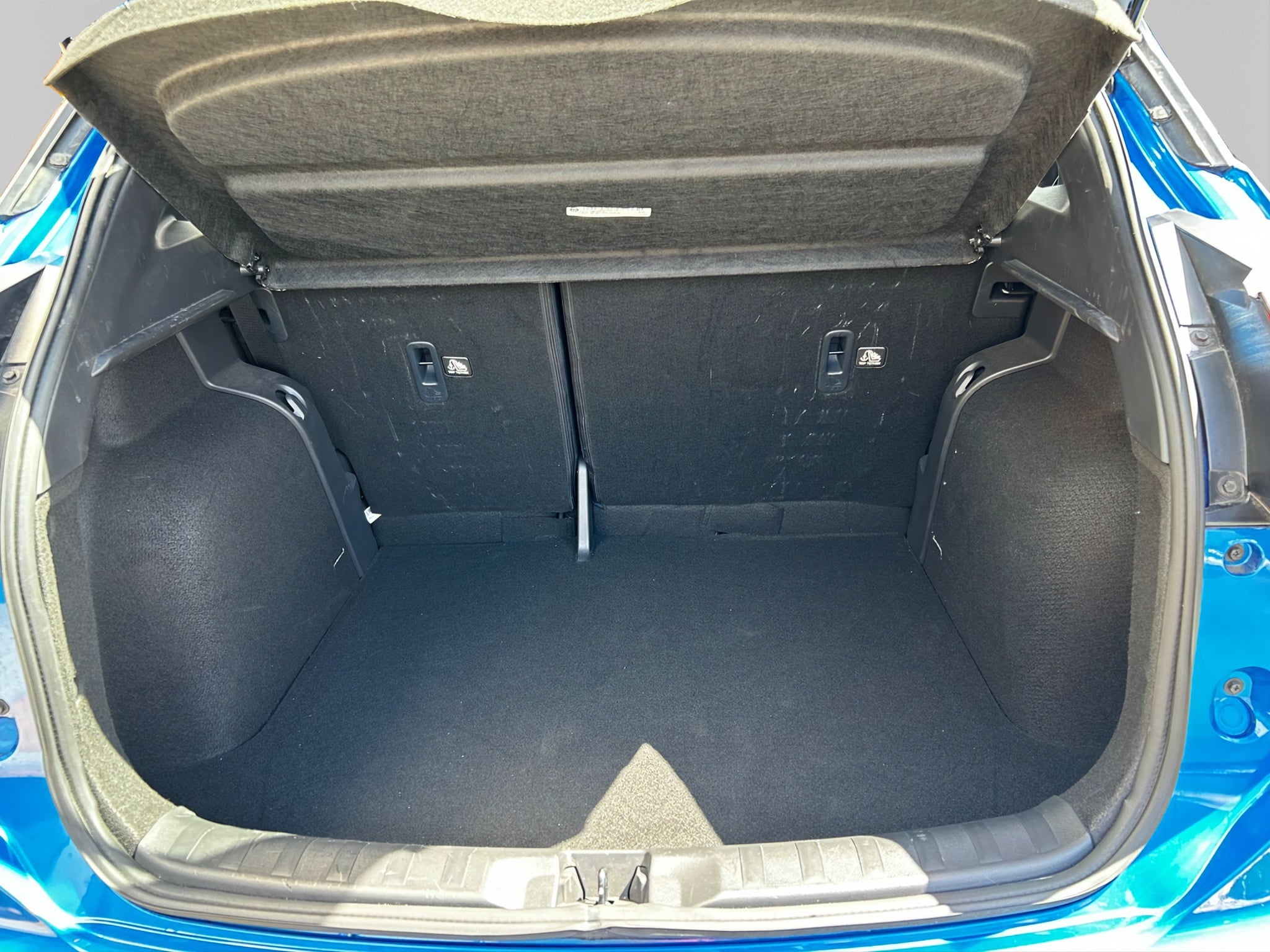2025 Nissan KICKS 5P PLAY ADVANCE L41.6 AUT