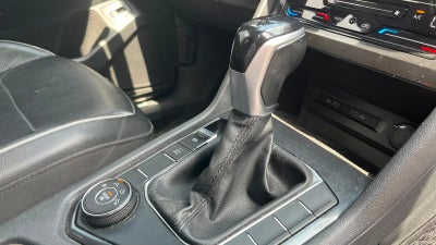 2022 Volkswagen TIGUAN 5 PTS R-LINE 20T DSG PIEL QCP F LED RA-19
