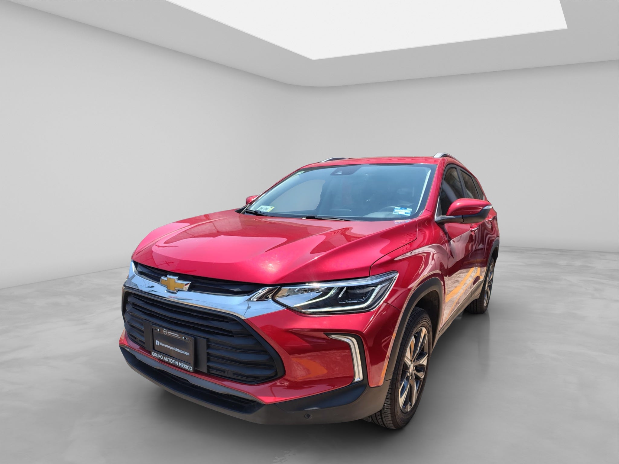 2023 Chevrolet TRACKER D 5 PTS PREMIER 12T TA F LED PIEL TP RA-17 BITONO