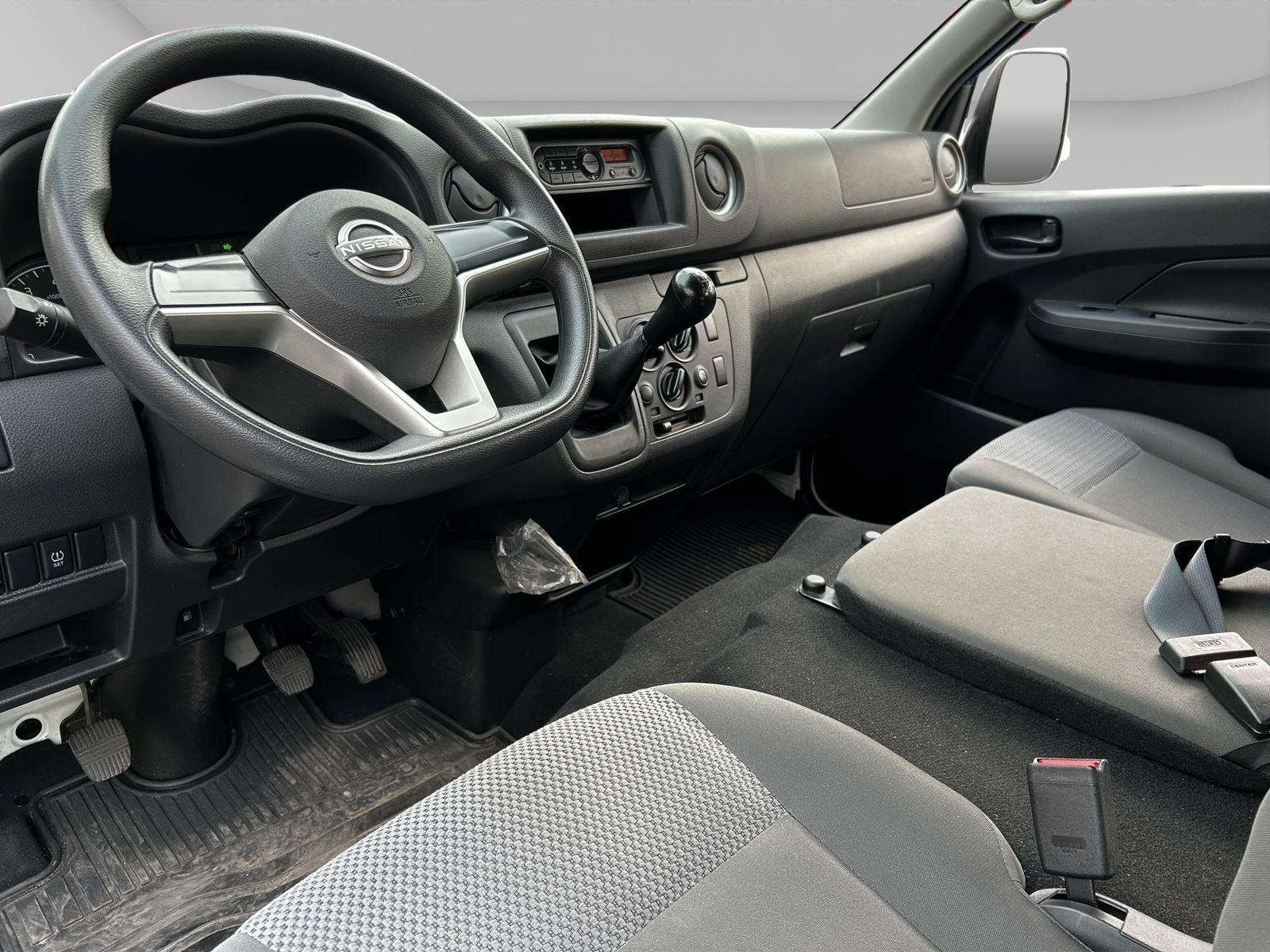 2024 Nissan URVAN 4P AMPLIA L42.5 MAN