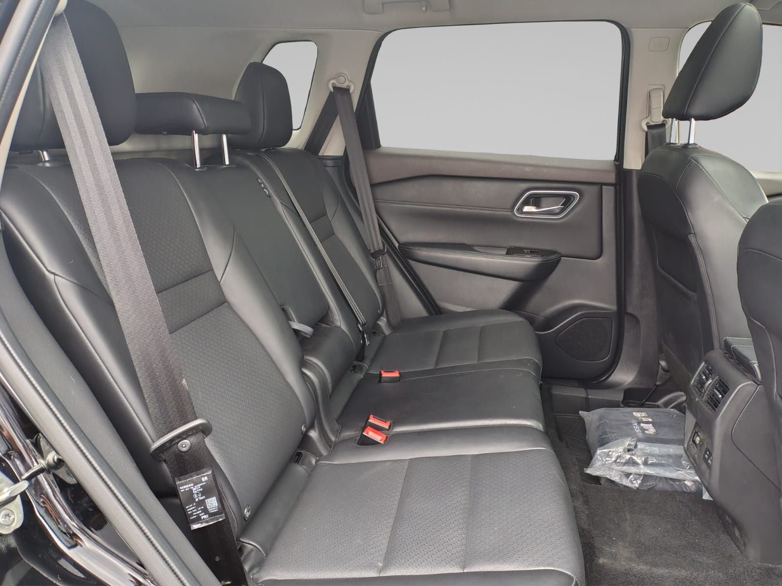 2025 Nissan X-TRAIL 5P PLATINUM E.POWER HEV L31.5 AUT