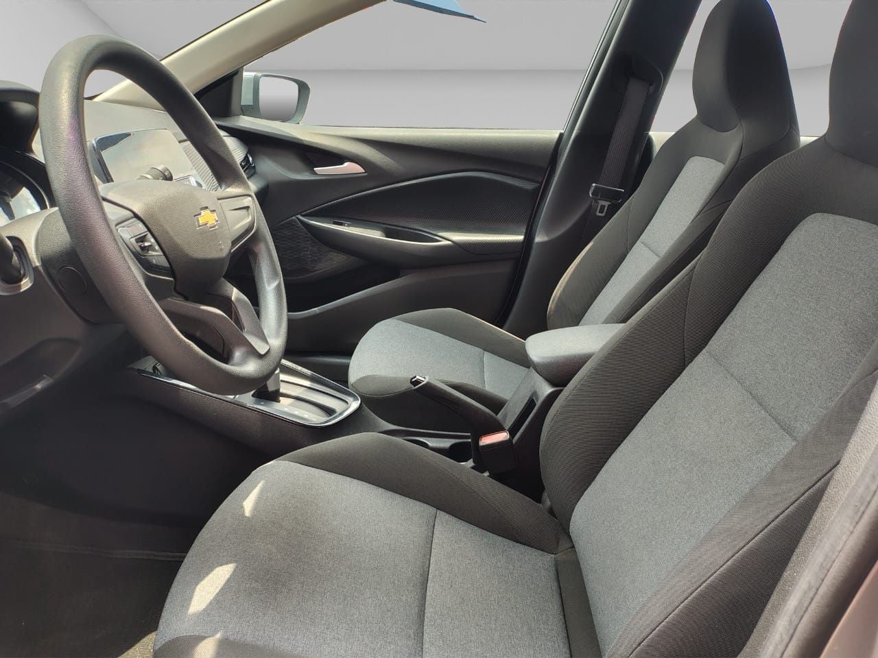 2025 Chevrolet ONIX 4P LS L31.0T AUT