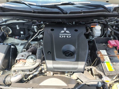 2023 Mitsubishi L200 4 PTS GLX CABINA DOBLE 24TD TM5 4X4